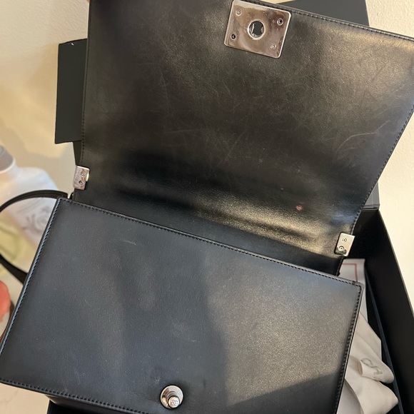 Calfskin Chevron Quilted Medium Chain Boy Flap Black - Picture 12 of 15